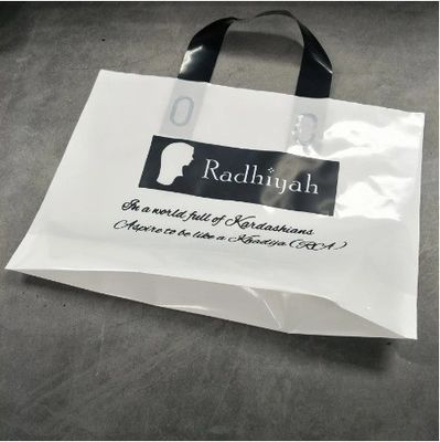 Produtos de tendência Logotipo personalizado Impressão PE Saco de compras de plástico com logotipo