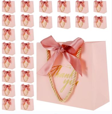 Caixas rígidas Logotipo personalizado Embalagens de vestuário Bolsas de papel de luxo com alças