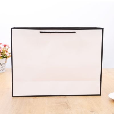 Bolsas de presente personalizadas de luxo Embalagem Bolsa de compras com espessura de exigência do cliente