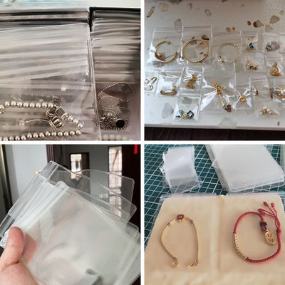 Bolsas de jóias pequenas com logotipo personalizado Bolsas de brincos de plástico espessas e transparentes